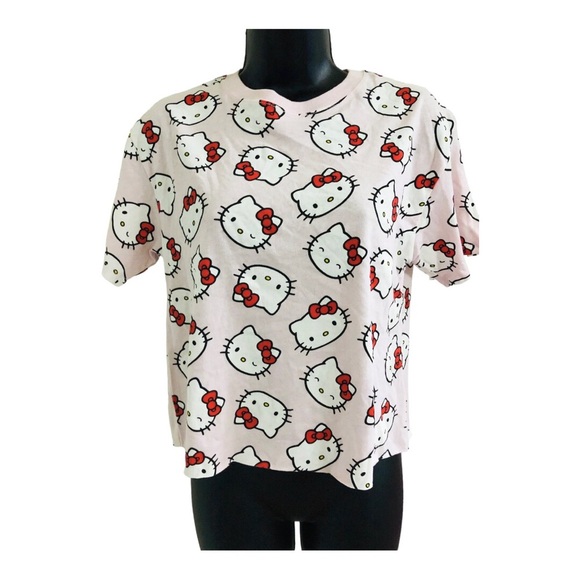Hello Kitty Light pink short sleeve cropped graphic print t-shirt size small new - Picture 1 of 14